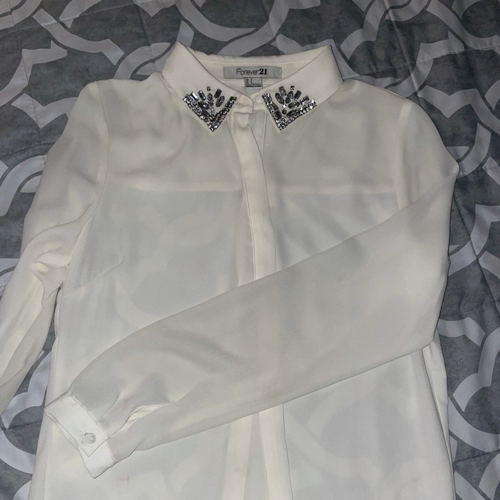 New blouse never worn